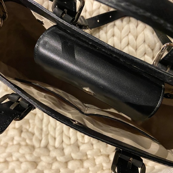 Kate Spade Purse - Picture 3 of 3